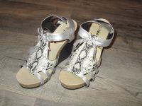 Gr. 38 Plateau Schuhe Sandalen Silber Keilabsatz Bochum - Bochum-Mitte Vorschau