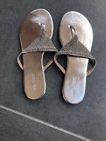 Zehentrenner, Sandalen, next, silber, Gr. 40 Nordrhein-Westfalen - Gütersloh Vorschau