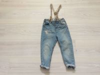 Sommerhose 92 H&M Jeans mit Trägern Hosenträger LOGG tampered Brandenburg - Velten Vorschau