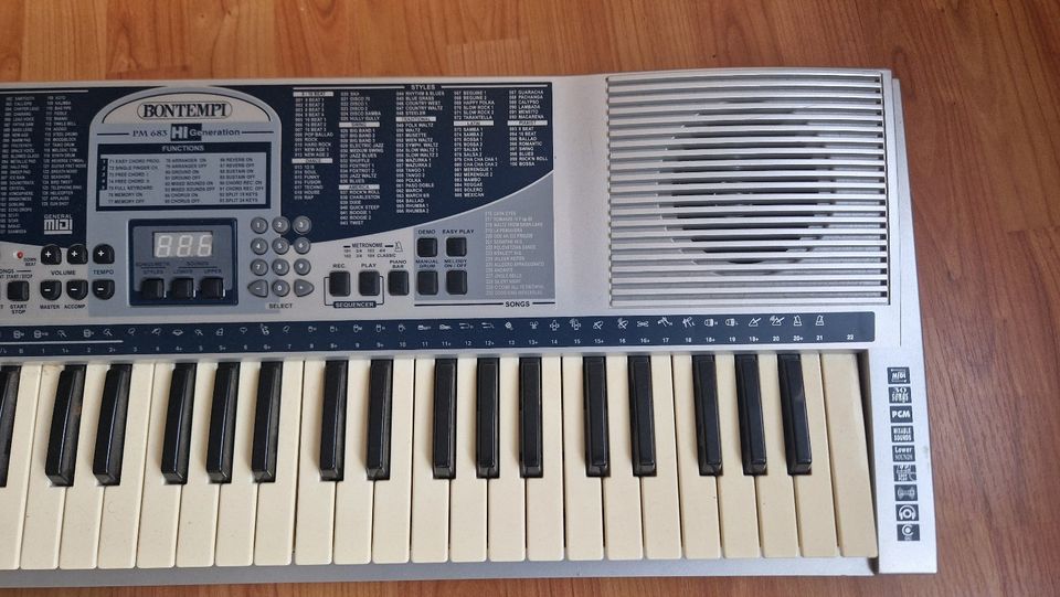 Bontempi PM 683 Keyboard PM683 HI Generation 61 Tasten MIDI AUX in Hamburg