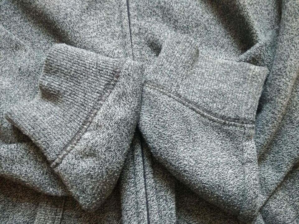 Sweatshirtjacke Gr.158/164 in Leipzig