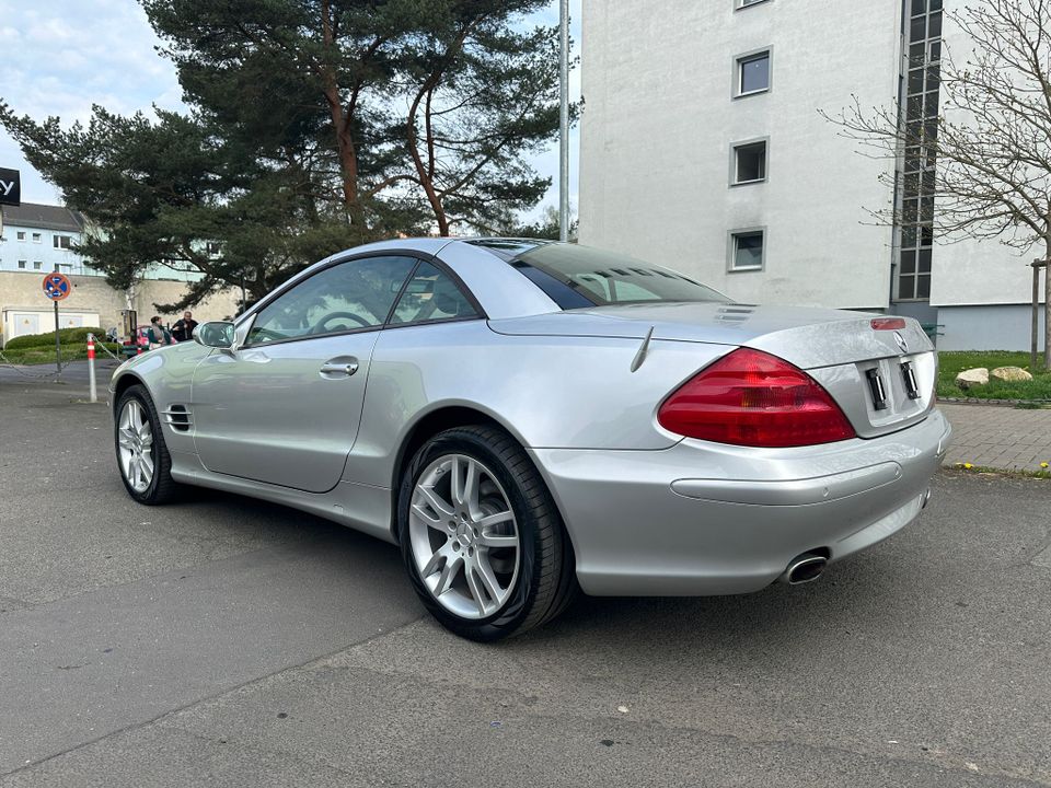 Mercedes Benz SL 350 SHZ/Memory/XENON/PDC, kein ABC in Gießen