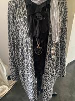 Leo Jacke, modern, Hingucker, Schnäppchen ‼️ Niedersachsen - Melle Vorschau
