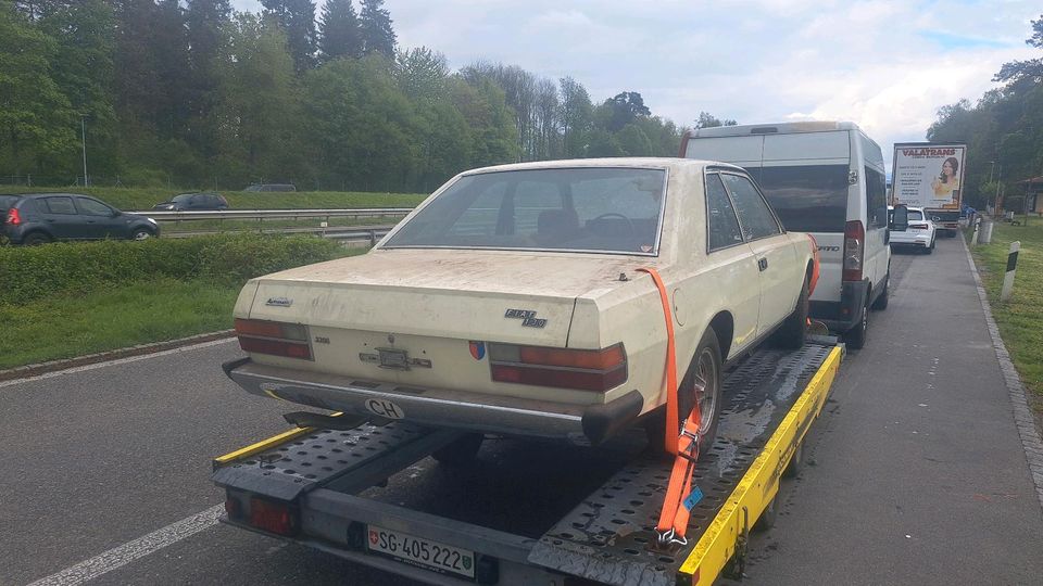 Fiat 130 coupe 3.2l Heckscheibe in Konstanz