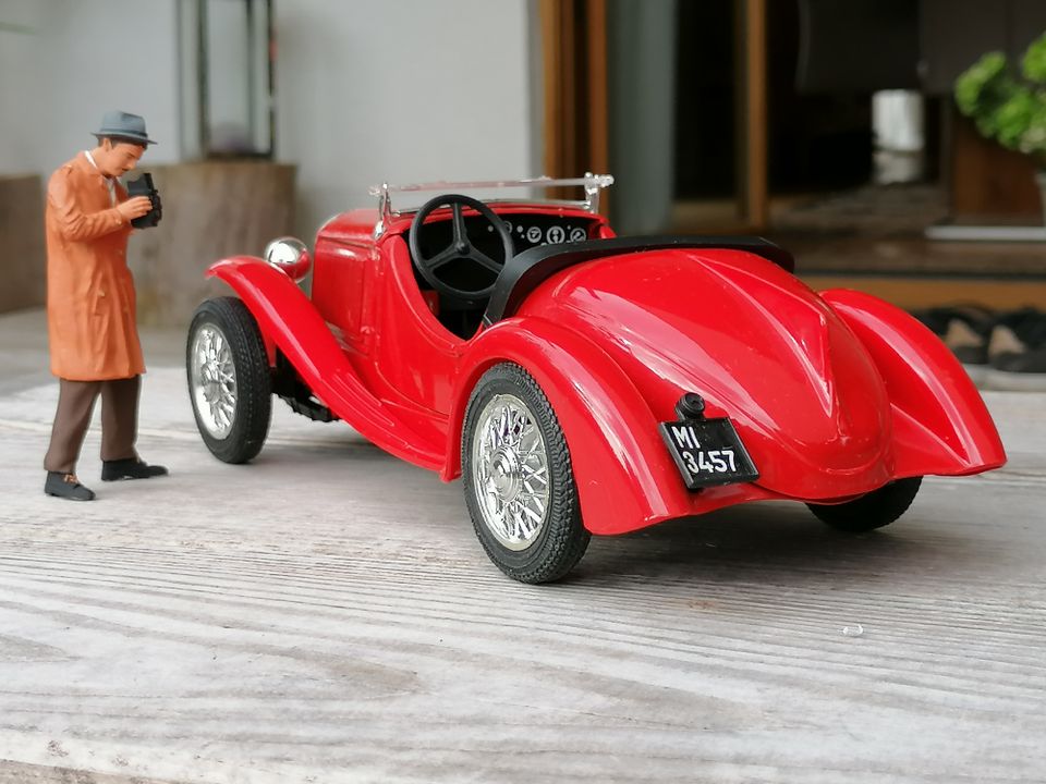 1:18 Jaguar Alfa Ferrari Fiat Polistil Revell Bburago Ertl Mille in Dillingen (Donau)