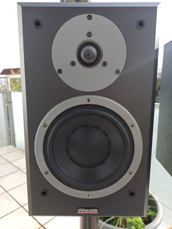 Dynaudio DM 2/7 Lautsprecher mit Ständer 3X in Markdorf