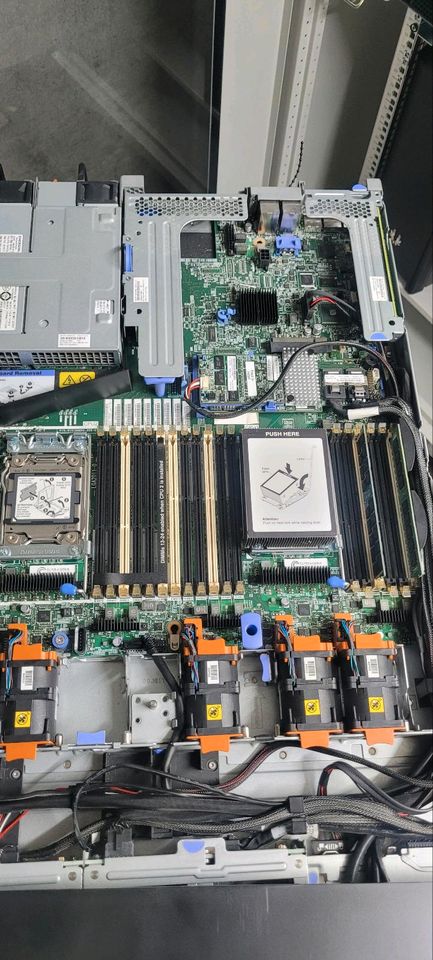 IBM/Lenovo Server x3350 M4 | Intel Xeon | ECC RAM | Homelabserver in Ahlerstedt