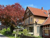 Denkmalgeschütztes Herrenhaus mit Hofgemeinschaft Nordrhein-Westfalen - Steinhagen Vorschau