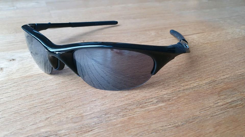 Oakley Sonnenbrille in Wiesloch