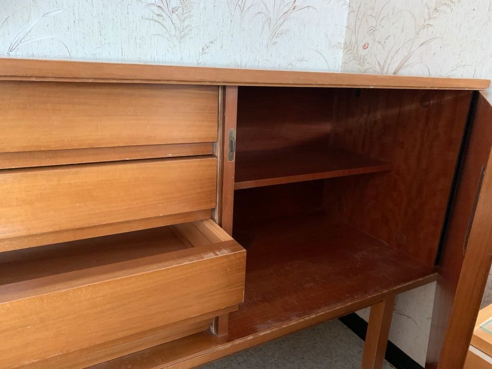 Vintage Kommode Sideboard aus den 60er Jahren in Freigericht