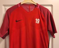 Original Nike Shirt L Nr. 19 Fußball Dry fit rot sehr gut Herren Berlin - Reinickendorf Vorschau