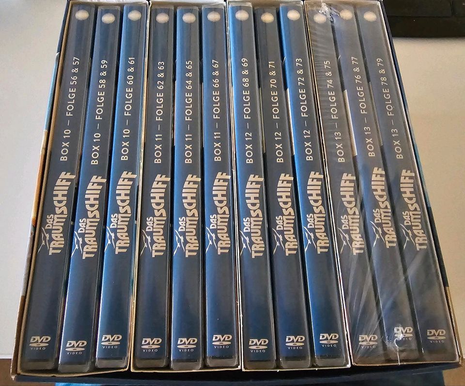 Das Traumschiff DVD-Box mit 12 DVD's in Merseburg