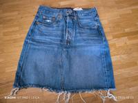 Damen Jeans Rock Levis gr.24 Hessen - Bad Homburg Vorschau
