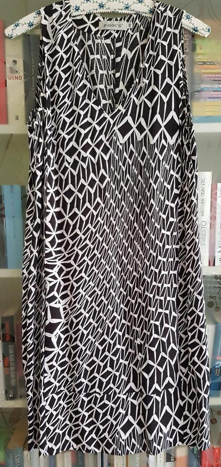 Perfekt für den Sommer  FOX's Kleid 100% Viskose schwarz/weiß in Düsseldorf
