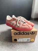 ❤️ Adidas Bermuda Sneaker 39 fast neu, wie Spezial, Rosé, rar Berlin - Niederschönhausen Vorschau
