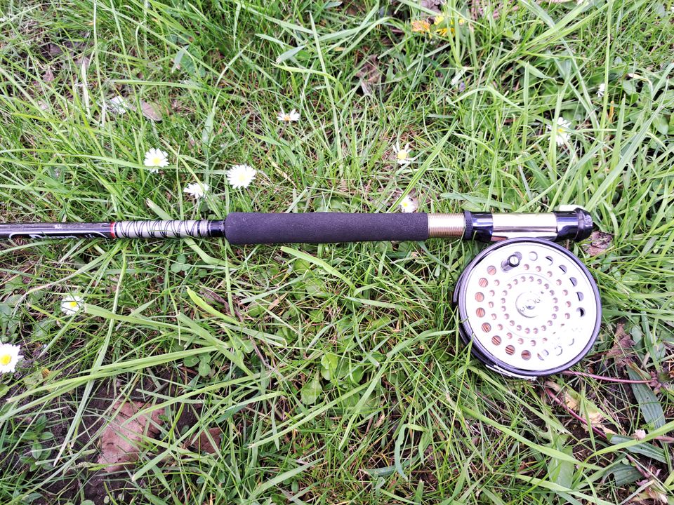 Fliegenrute Daiwa 2-teilig 2,75m AFTM # 8 in Recklinghausen