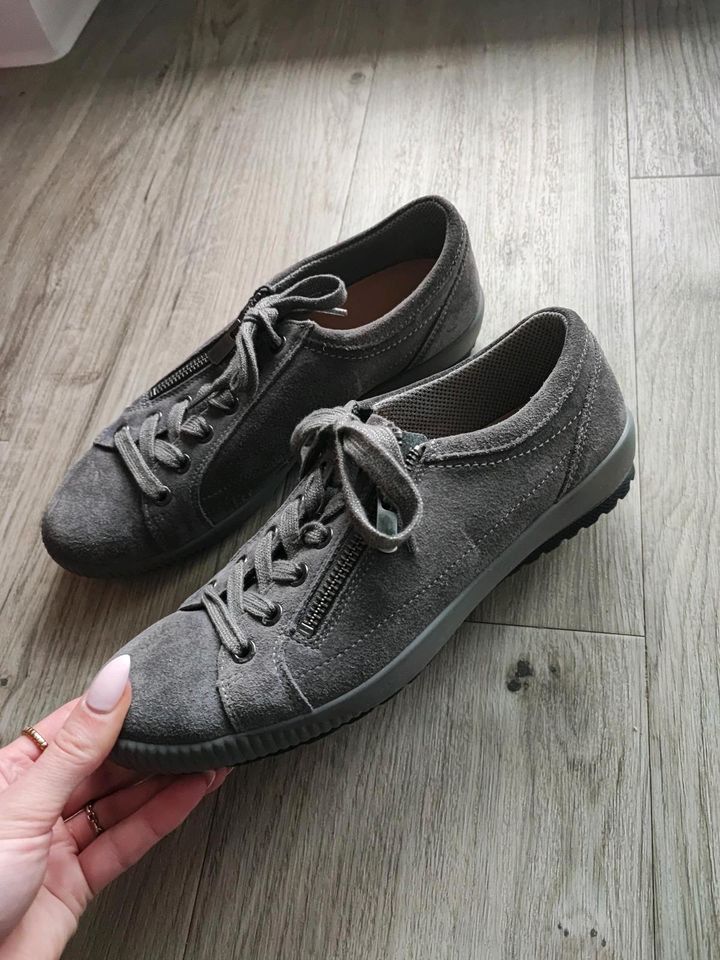 Damenschuhe grau in Bielefeld