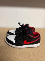 NIKE  AIR JORDAN 1 LOW Herrenschuhe Gebraucht Größe 44 Hessen - Biebesheim Vorschau