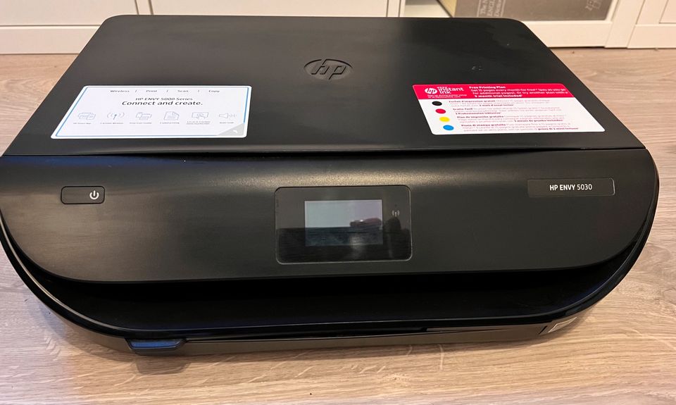 hp Drucker Envy 5030 + Druckerpatrone Tri-Colour in Potsdam