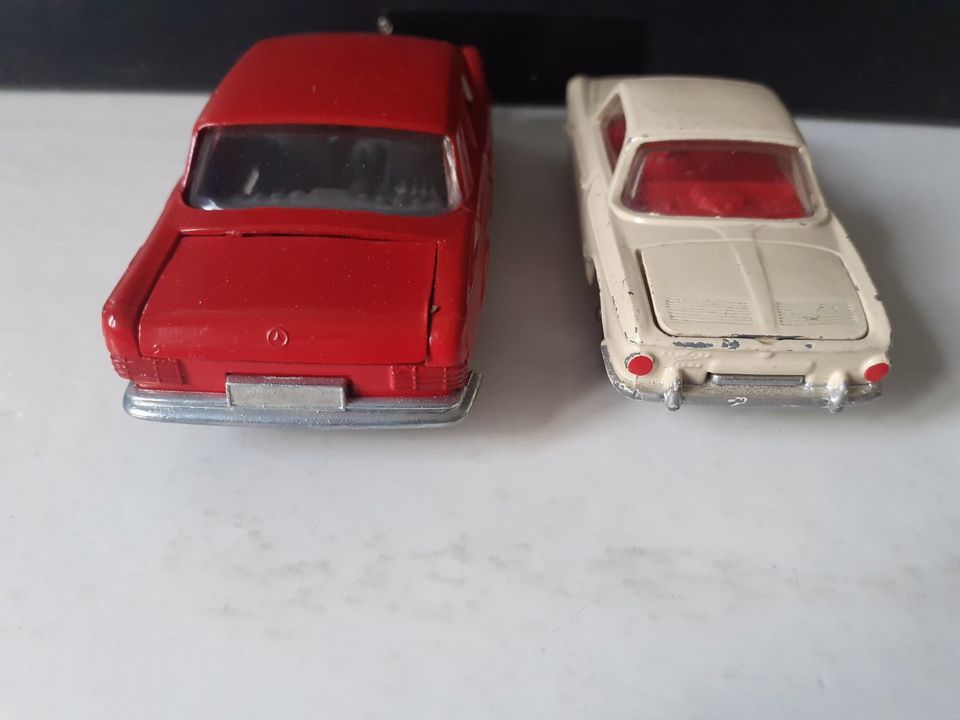 Corgi Toys VW 1500 Karmann Ghia + Auto Pilen MB 250 Coupe in Berlin