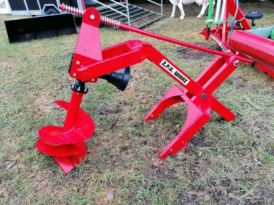 Erdbohrer WIRAX Dreipunkt für Traktor  inkl. 2 Bohrer in Rossow