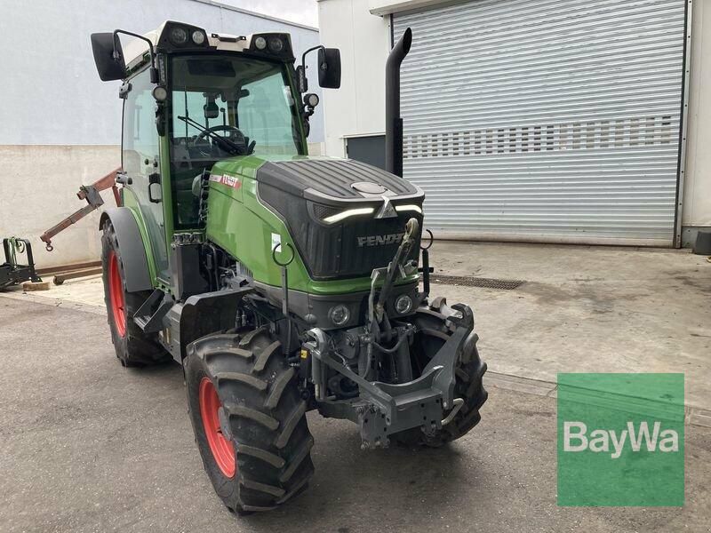 Fendt TRAKTOR 211 V VARIO GEN3 Weinbergtraktor in Brackenheim