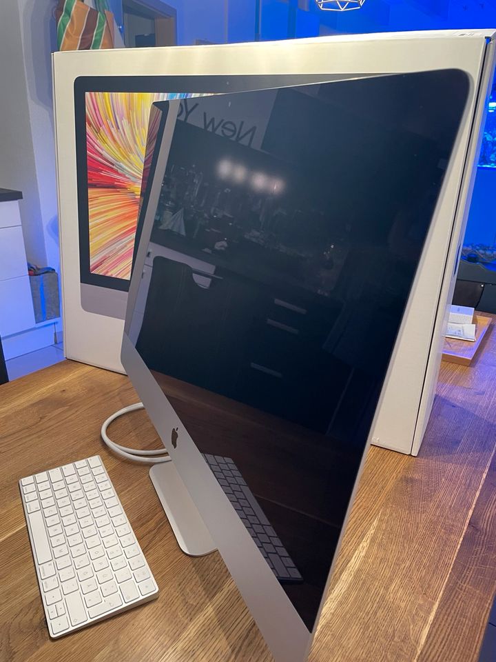 Apple iMac (Retina 5K, 27“ Modell 2017) - Core i5 - 7500/8GB/1TB in Steinheim an der Murr