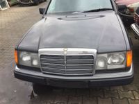 Mercedes E-Klasse W124 T Gebrauchtteile Schlachtfest Ersatzteile Nordrhein-Westfalen - Köln Vogelsang Vorschau