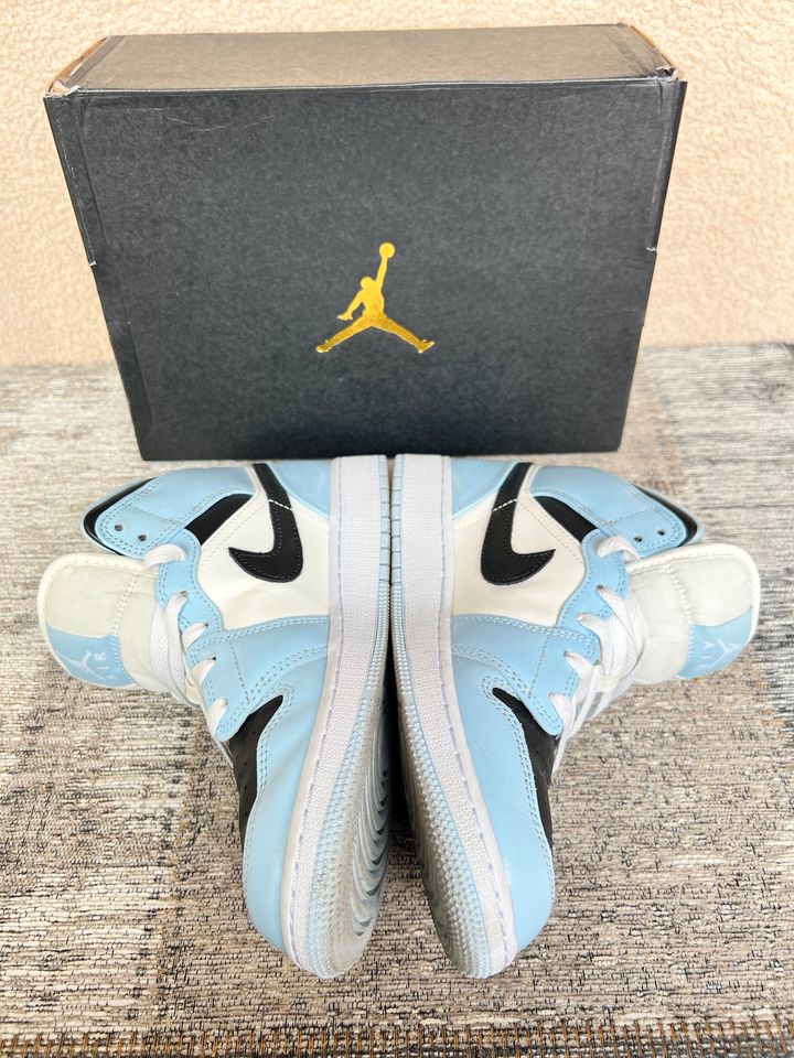 Nike Air Jordan 1 Mid GS Ice Blue Black Sail White 38 in Duisburg