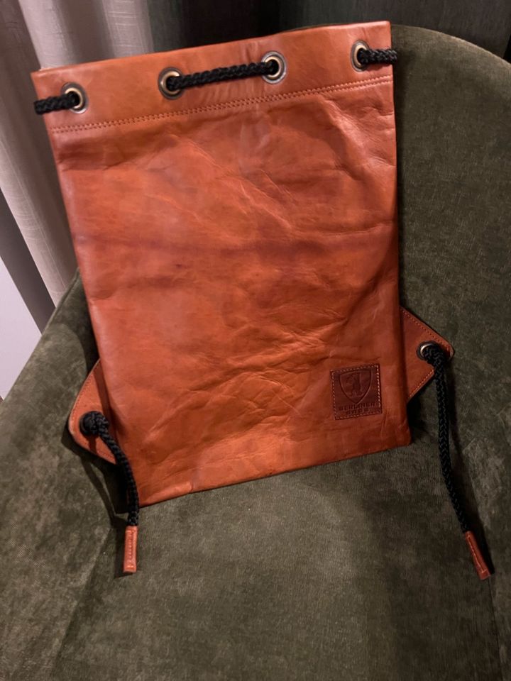 BERLINER BAGS - GYM BAG - Rucksack ECHTLEDER in Aschheim