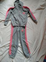 Adidas Jogginganzug 122/128 grau Mädchen Jacke und Hose Sachsen - Klingenberg (Sachsen) Vorschau