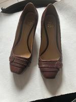 Braune Schuhe mit Absatz von Clarcs, Größe 37 Niedersachsen - Wolfsburg Vorschau