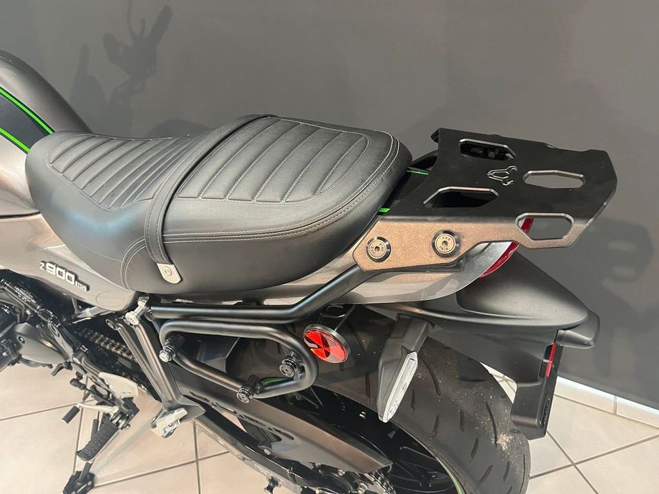 Kawasaki Z 900 RS mit Gepäckbrücke & Windschild + KD NEU in Lindenberg im Allgäu