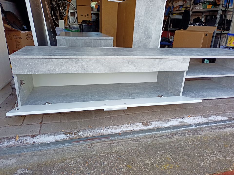 Lowboard Betonoptik/Weiß ca.180x38x42 cm in Varel