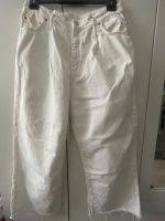 Weiße Jeans Culotte Zara Gr 42 Neuhausen-Nymphenburg - Neuhausen Vorschau