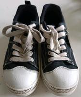Schuhe SKECHERS Street Los Angeles, Größe EUR 35.5 Niedersachsen - Uetze Vorschau