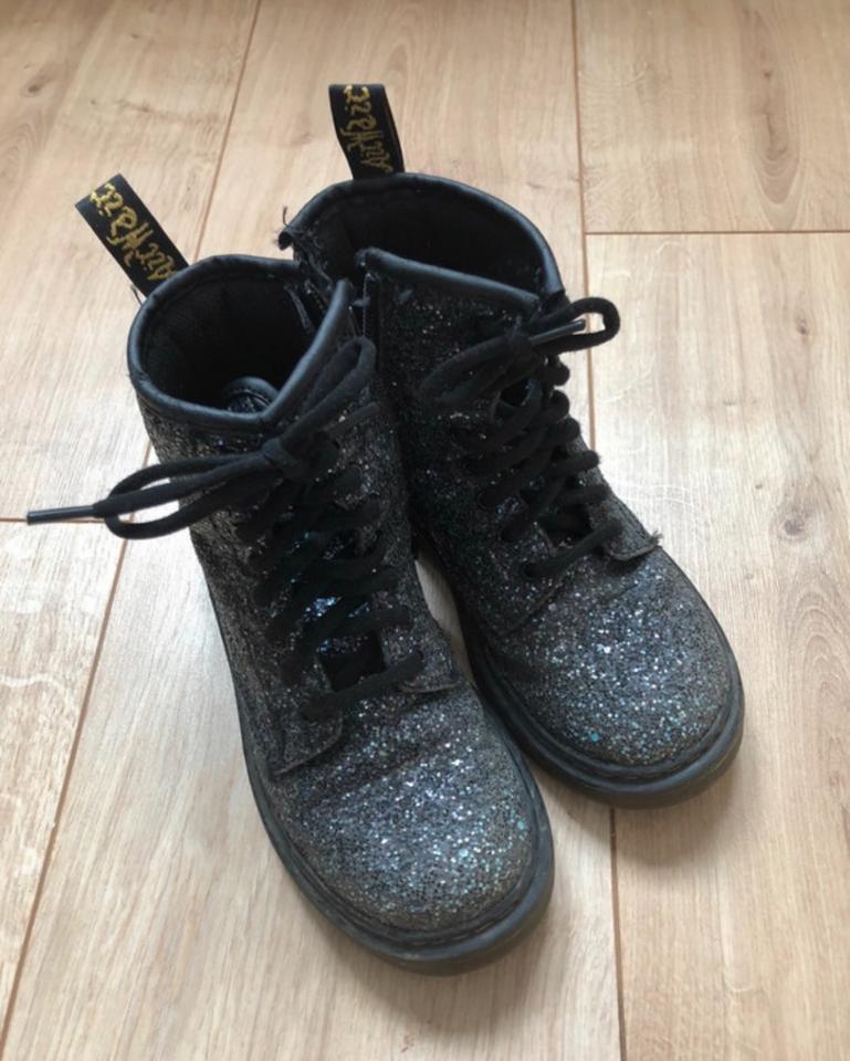 Dr. Martens Stiefel Boots Glitzer Silber schwarz Mädchen Gr 29 in München