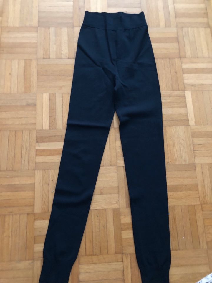 Cos Leggins blau XS in München