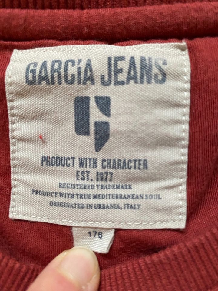 Pullover von Garcia Jeans in rot in Größe 176 in Gusborn