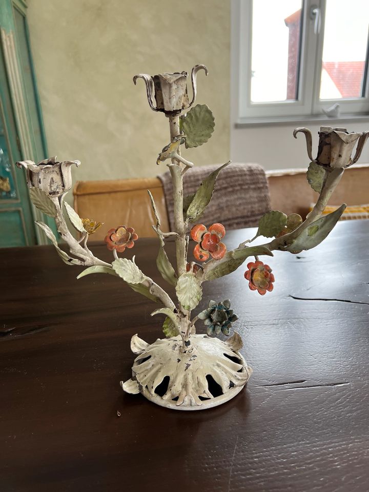 Vintage Kerzenständer Blumen Florentiner Art  Shabby in Harxheim