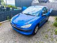 Peugeot 206 TÜV 06/26 wenig km 149000 Nordrhein-Westfalen - Bestwig Vorschau