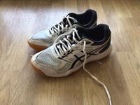 Hallenschuh, Turnschuh asics Gr. 37,5 Hessen - Gießen Vorschau