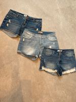 Kurze Jeans / Hotpants / 3 Teile Baden-Württemberg - Linkenheim-Hochstetten Vorschau