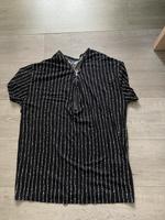 NeDamen T Shirt in schwarz 36/38 mit Reißverschluss von Bon Prix Niedersachsen - Großefehn Vorschau