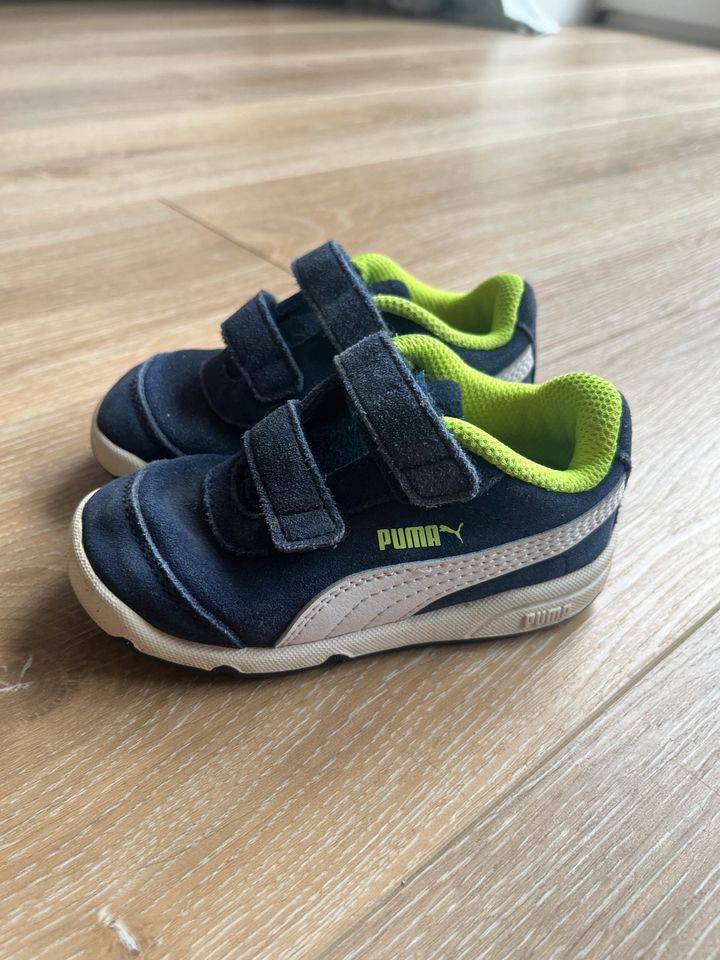 Puma Turnschuhe Sneaker Gr. 22 in Altenholz