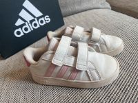 Adidas Stan Smith, Sneaker, Gr.24, weiß, pink, rosa Eimsbüttel - Hamburg Eimsbüttel (Stadtteil) Vorschau