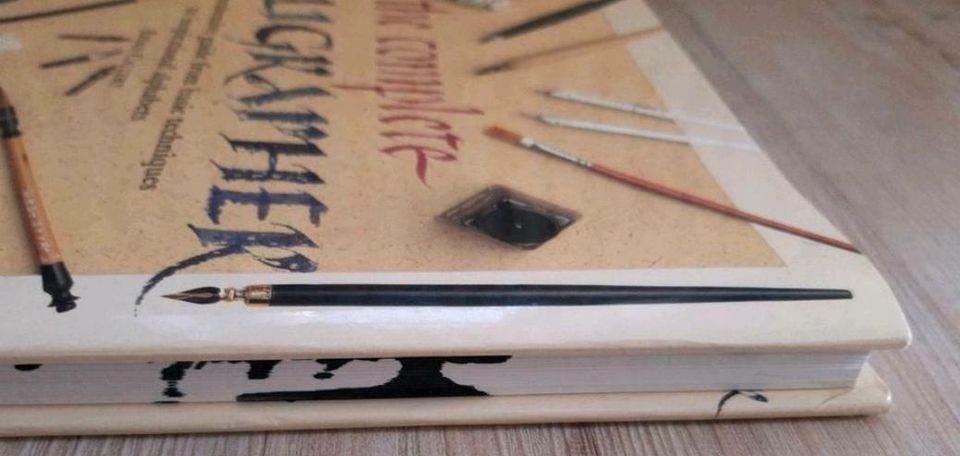 The complete calligrapher & The calligrapher's project book in Bremen