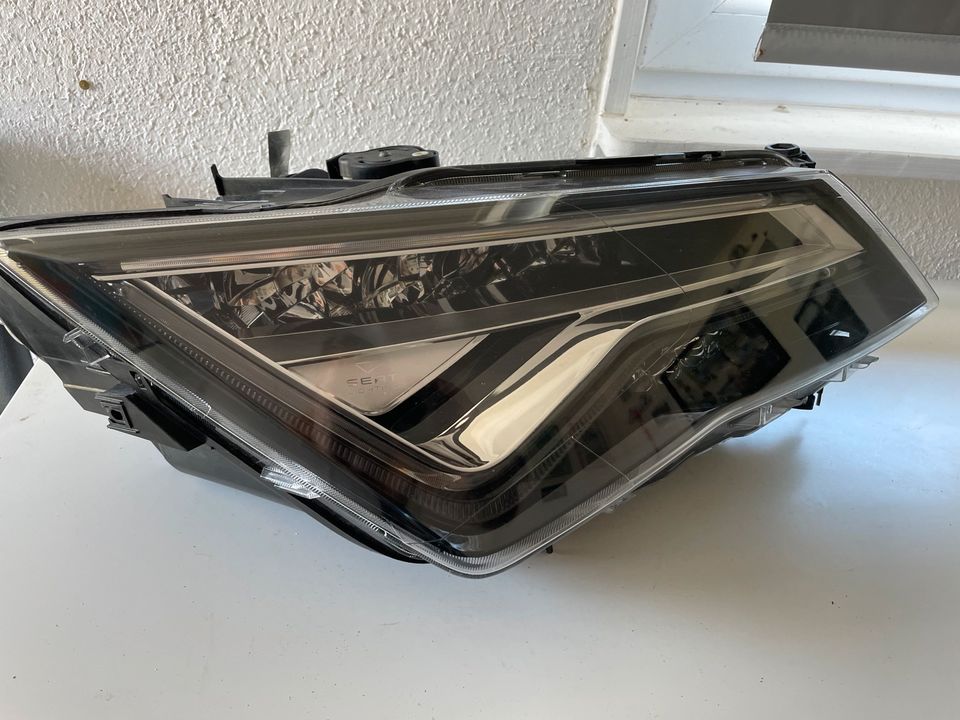 Seat Ateca Scheinwerfer Full Led Links Rechts  576941008F in Mittenwalde