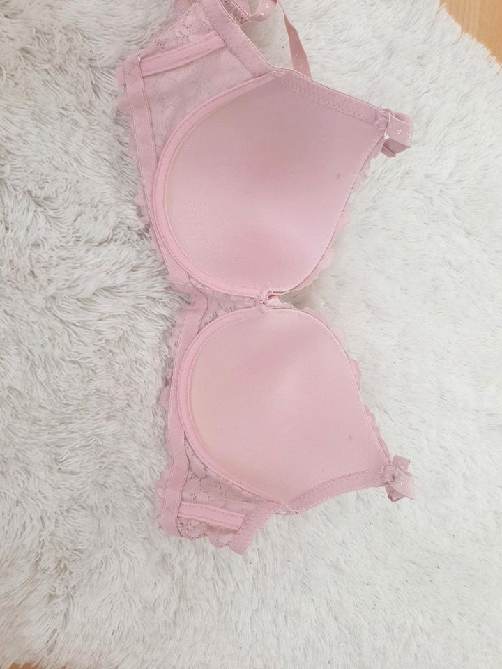 *NEU ohne Etiketten* 75 C ~ 2 süße BHs schwarz und rose in Sindelfingen