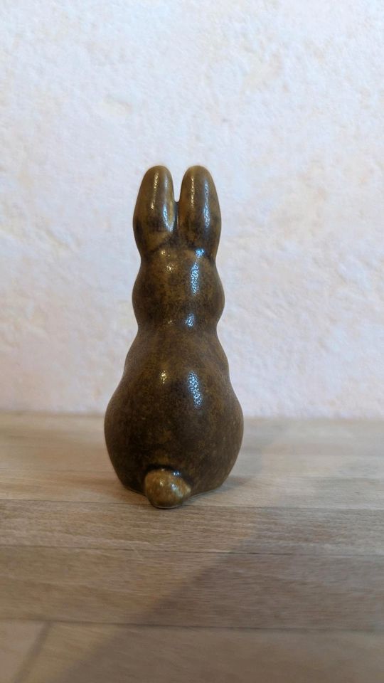 Knud Basse Steingut Dänemark Hase Kaninchen alt Vintage in Barnstorf